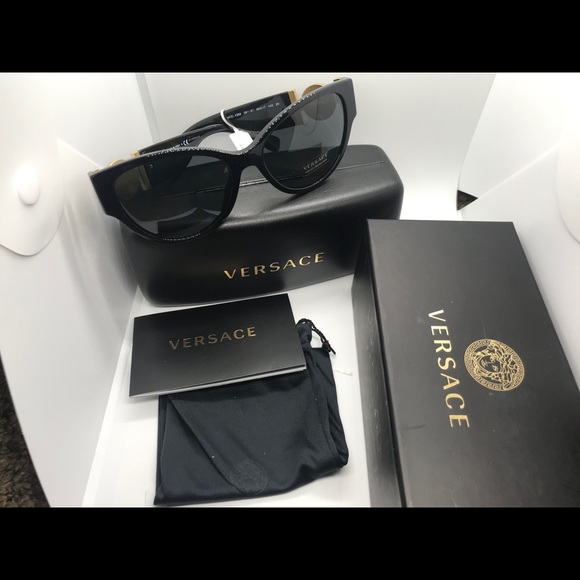 VERCACE SQUARED MEDUSA MEDALLION SUNGLASSES - Picture 4 of 12